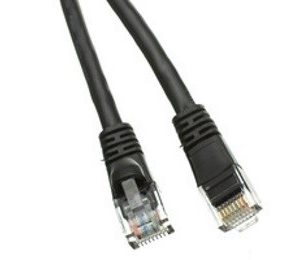 Kabl UTP patch Cat5e 0.3m crni
