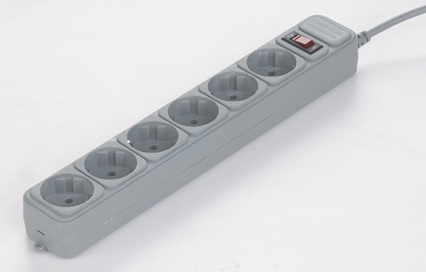 Surge Protection Power strip, 6 sockets, 1.8m, 16A Automatic Circuit Breaker, Power Switch, Grey – SPG6-B-6C Kablovi i adapteri SOPING.RS 41 Surge Protection Power strip, 6 sockets, 1.8m, 16A Automatic Circuit Breaker, Power Switch, Grey - SPG6-B-6C
