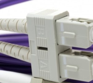 FO SC/UPC - SC/UPC MM 2M OM4 DX Purple
