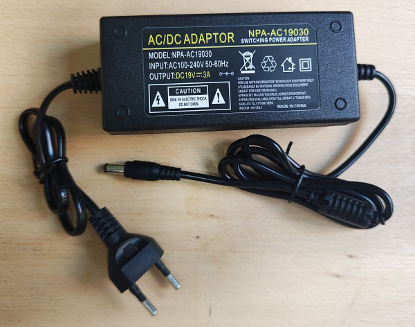 NPA-AC19030 Gembird 19V/3A 57W, Coper punjac sa uzemljenjem, konektor 5.5×2.5/2.1mm Digitalne kamere SOPING.RS 41 NPA-AC19030 Gembird 19V/3A 57W, Coper punjac sa uzemljenjem, konektor 5.5x2.5/2.1mm