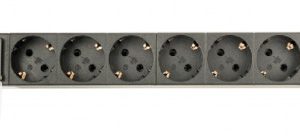 EG-PDU-014-C14 Gembird C14 Produzni kabl sa zastitom 8 uticnica 10A, PDU 1U, aluminium, 3m