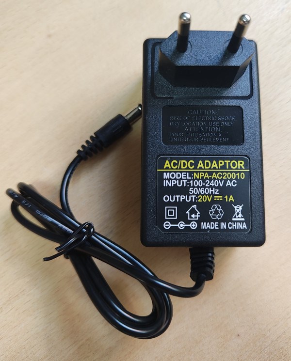 NPA-AC20010 Gembird 20V/1A 20W, Coper punjac sa uzemljenjem, konektor 5.5×2.5/2.1mm Digitalne kamere SOPING.RS 45 NPA-AC20010 Gembird 20V/1A 20W, Coper punjac sa uzemljenjem, konektor 5.5x2.5/2.1mm - Слика 5