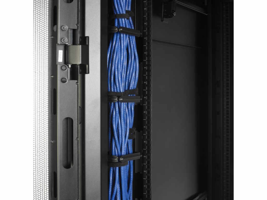 APC NetShelter RacAPC NetShelter Cable Management, Vertical Cable Manager set of 10 rings UPS i ispravljači SOPING.RS 42 APC NetShelter RacAPC NetShelter Cable Management, Vertical Cable Manager set of 10 rings - Слика 2